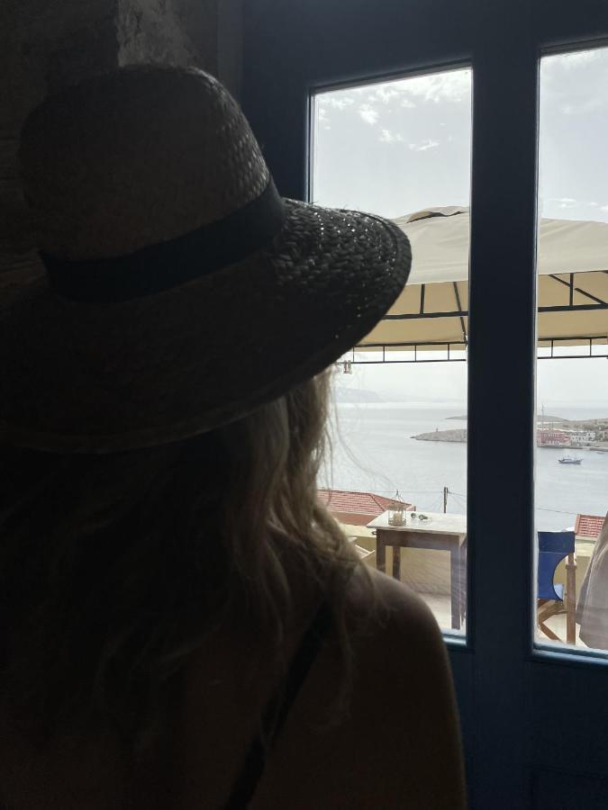 Marina Castellana Studios Chalki Town Ngoại thất bức ảnh